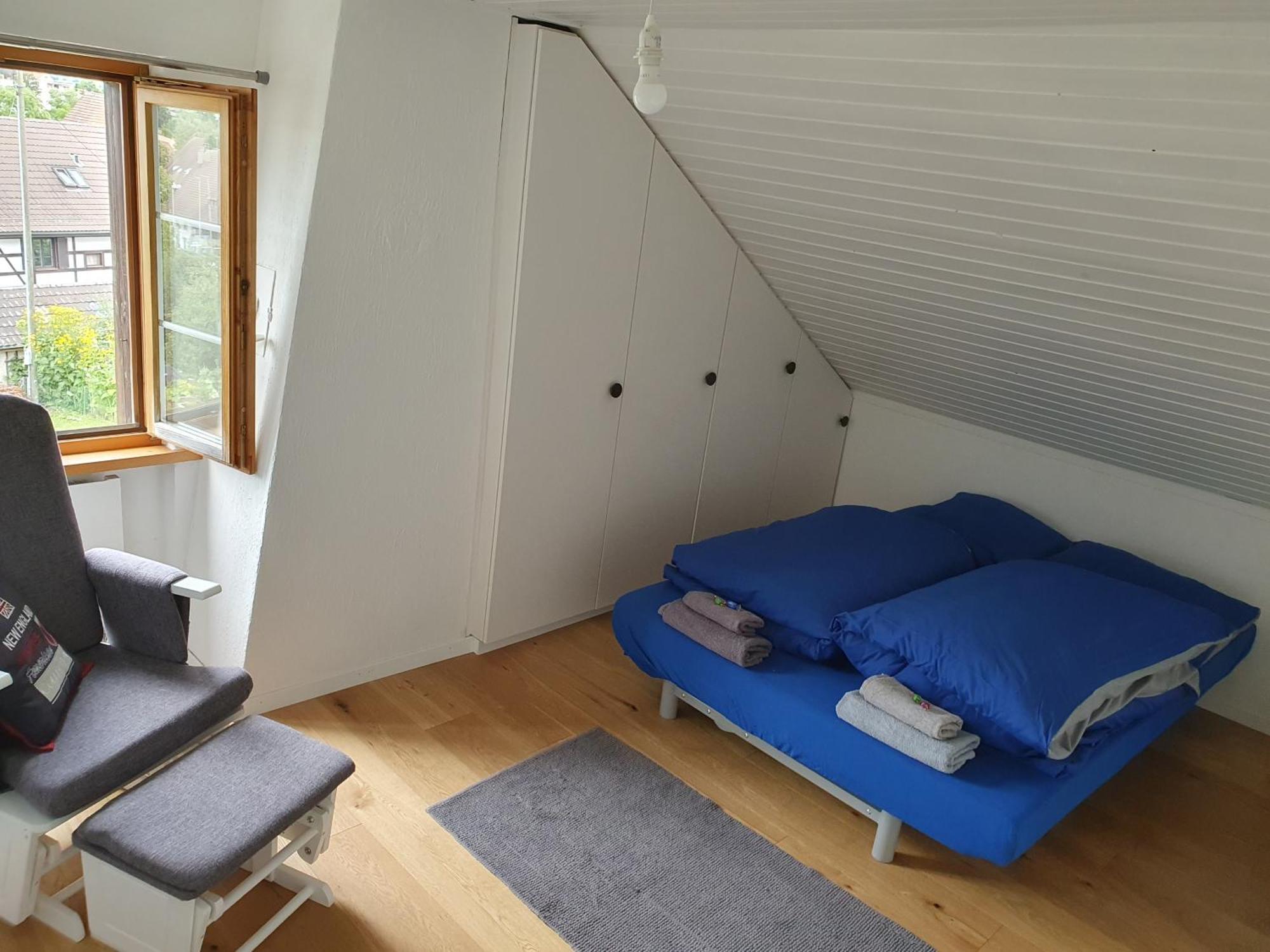 3 Bedroom Swiss House On 3 Floors Oberglatt Camera foto